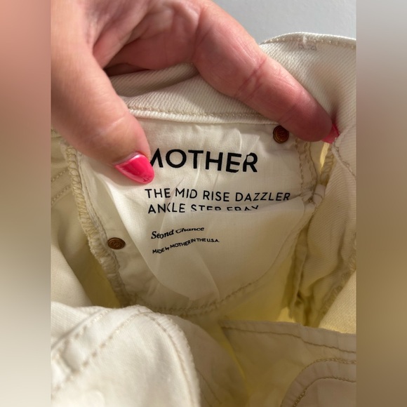 MOTHER THE MID RISE DAZZLER CROP FRAY JEANS CREAM PUFFS WOMEN'S - Picture 5 of 9